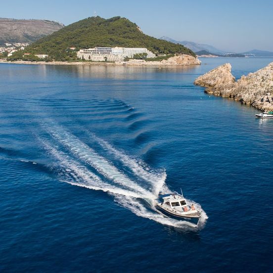 Hotel amenity view of Apartments More