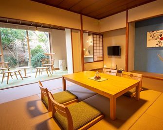 New Kankai Honkan Tenku Hotel Kairo - Shodoshima - Dining room