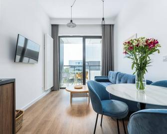 Shellter City Apartments - Dźwirzyno - Dining room