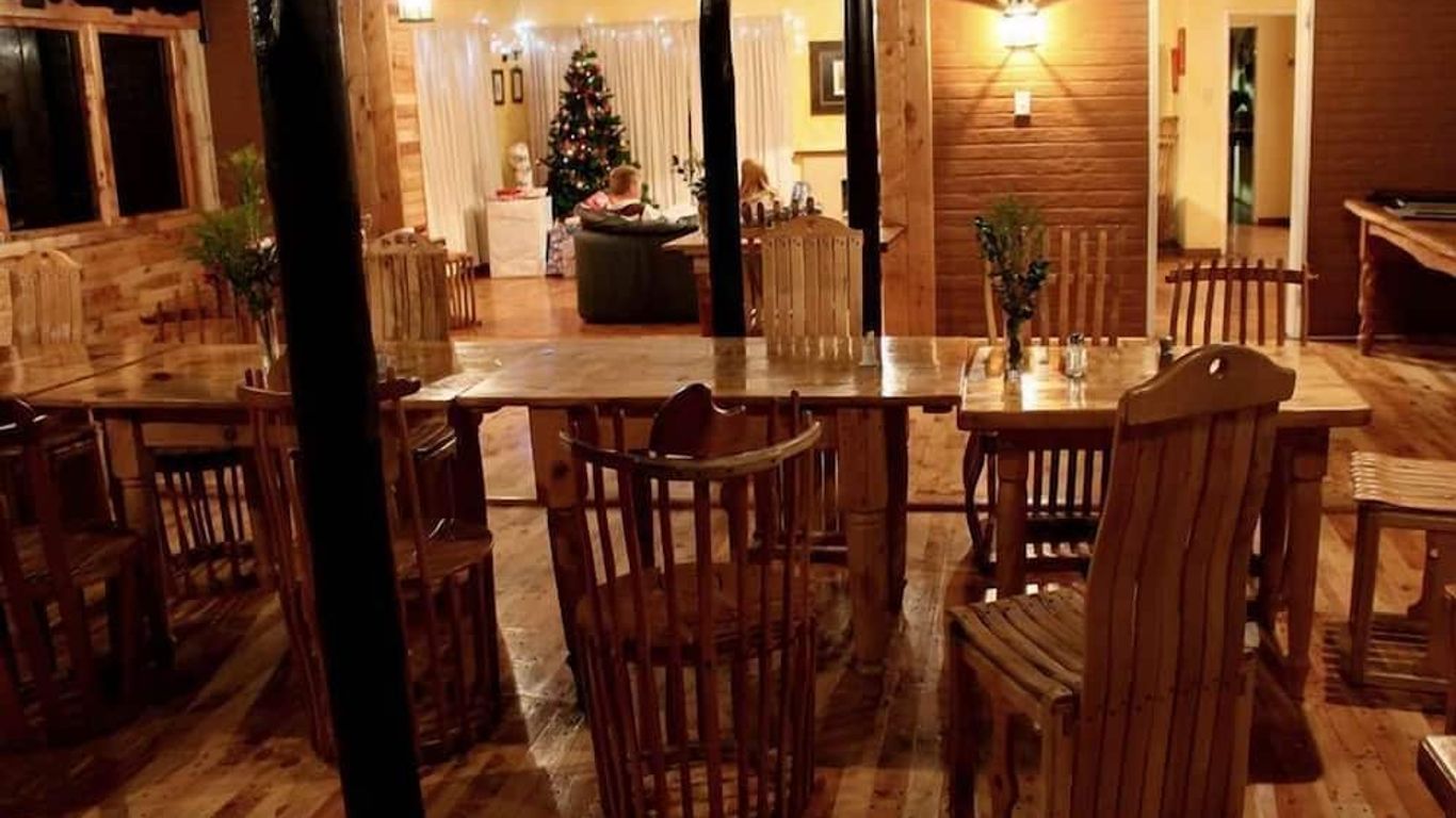 سيكامور أفنيو تري هاوسز