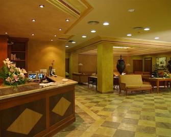 Hotel Pamplona Villava - Villava - Lobby