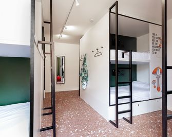2060 The Newton Hostel - Madrid - Habitación