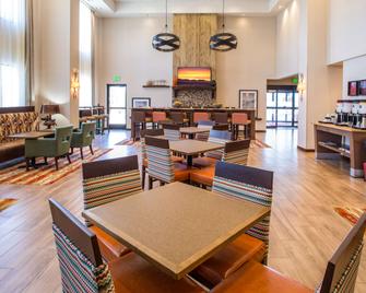 Hampton Inn & Suites Whitefish - Whitefish - Lobby