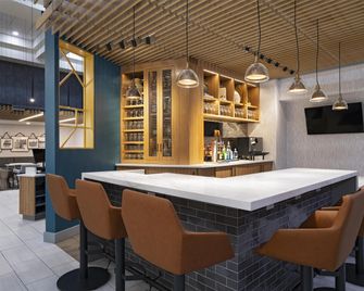 Hyatt Place Austin/Arboretum - Austin - Bar