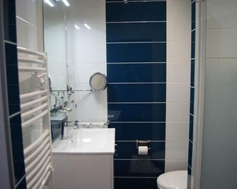 Hotel Des Vosges - Контрексевіль