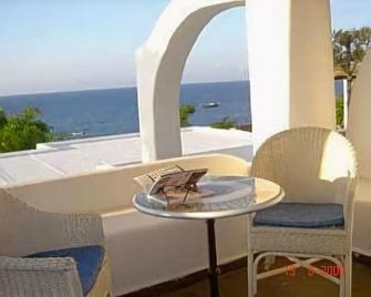 La Sirenetta Park Hotel - Stromboli - Balcon