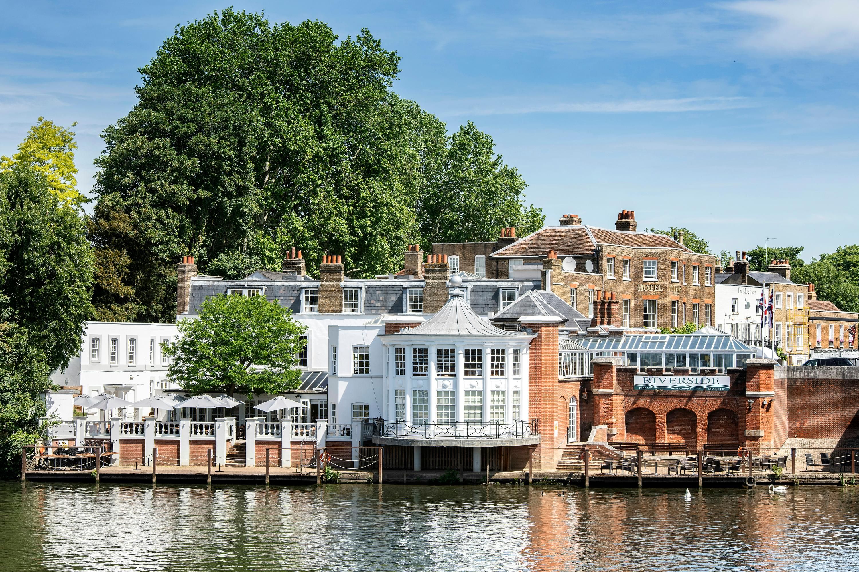 The Mitre, Hampton Court - East Molesey - Edificio