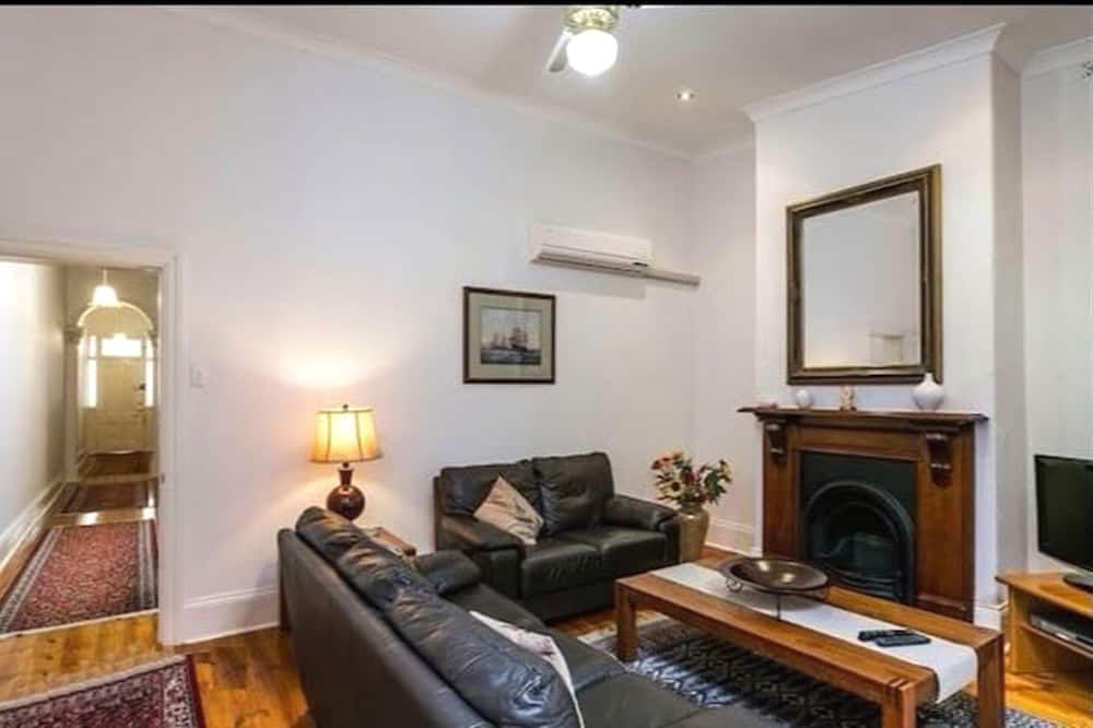 Gordon Street Cottage - Glenelg - Obývací pokoj