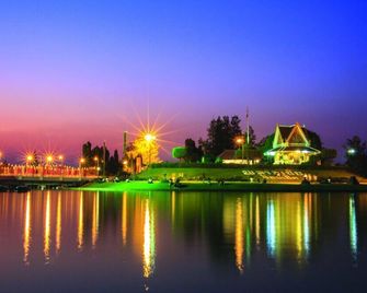 Mgrandhotel - Roi Et