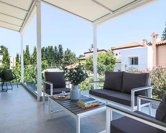 Phaedrus Living Seaside Luxury Limnaria 172 - Paphos - Balkon