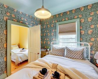 Historic Catskills Farmhouse Cottage by Belleayre - Fleischmanns - Habitación