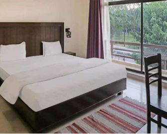 Hotel Ramayana Khajuraho - Khajurāho - Bedroom
