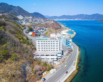 Livemax Resort Mihara Onsen Seafront - Onomichi