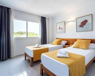 Hotel Apartamentos Vibra Monterrey - Sant Antoni de Portmany - Chambre