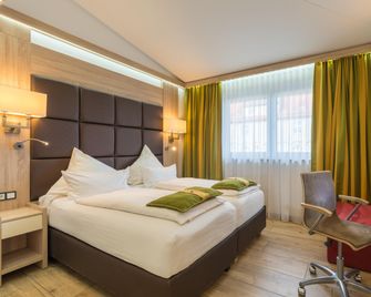 Best Western Plus Hotel Füssen - פוסן - חדר שינה