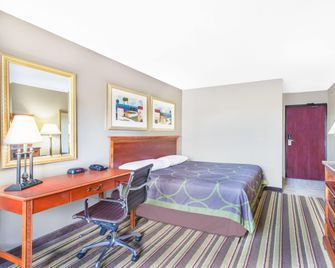 Super 8 by Wyndham Tilton/Lake Winnipesaukee - Tilton - Slaapkamer