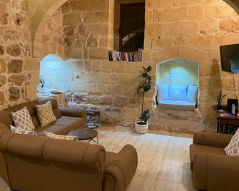 A la maison B&B - Xagħra - Living room