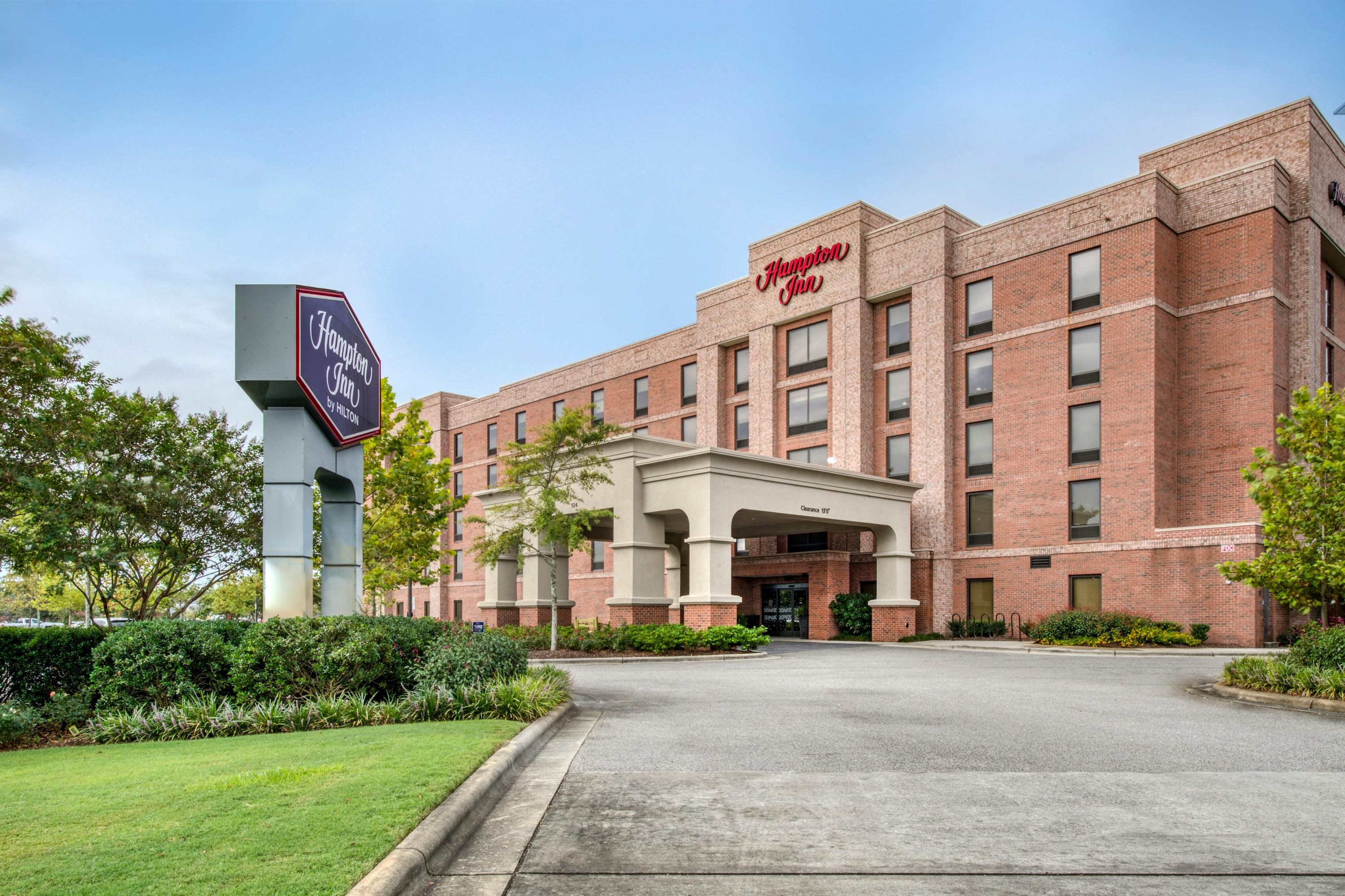 Hampton Inn Wilmington-University Area/Smith Creek Station - Wilmington - Gebouw