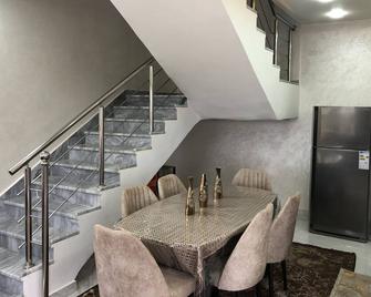 Abu Hossam s chalet - Jerash - Jídelna