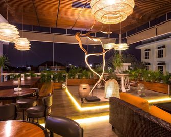 Rattan Inn - Banjarmasin - Restaurant