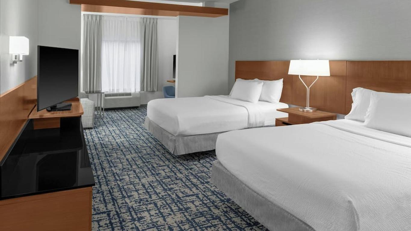 Fairfield Inn & Suites by Marriott Calhoun