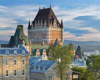 Le Harfang de Portneuf / Hot tub Pool Sauna Billiards Trails - Pont-Rouge - Edificio