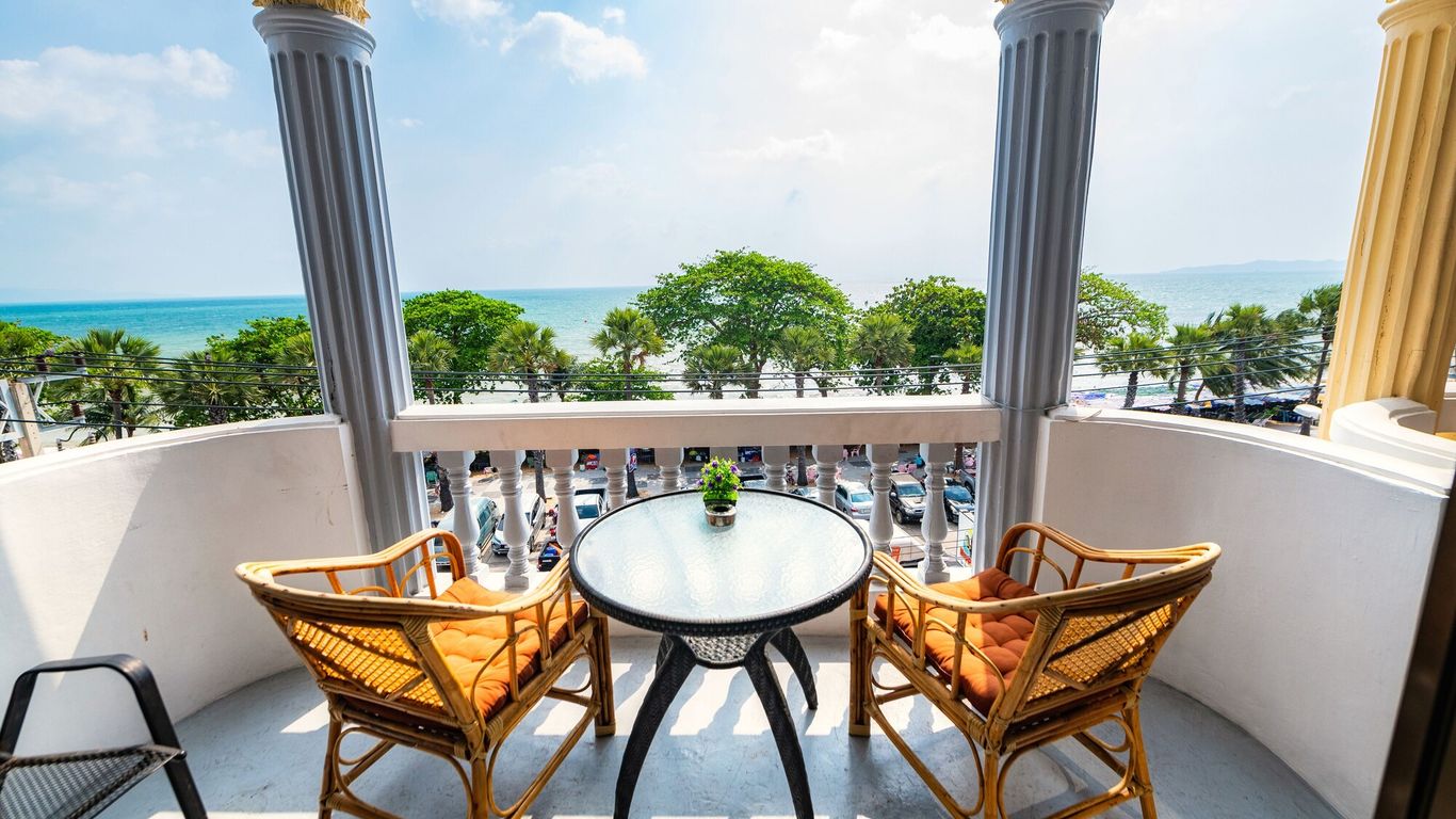 Happy Vikings - Beachfront