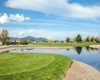 The Suites at Prairie Falls - Post Falls - Golfplatz