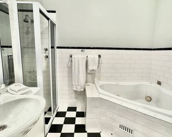 St Francis Winery - Reynella - Bathroom