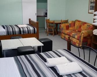 Warners Bay Hotel - Newcastle - Habitación