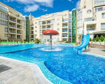 Apart Hotel Vechna R - Nesebar - Piscina