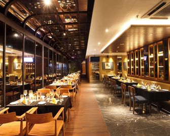 سويس-بلهوتيل بوندوك انداه - جاكرتا - مطعم