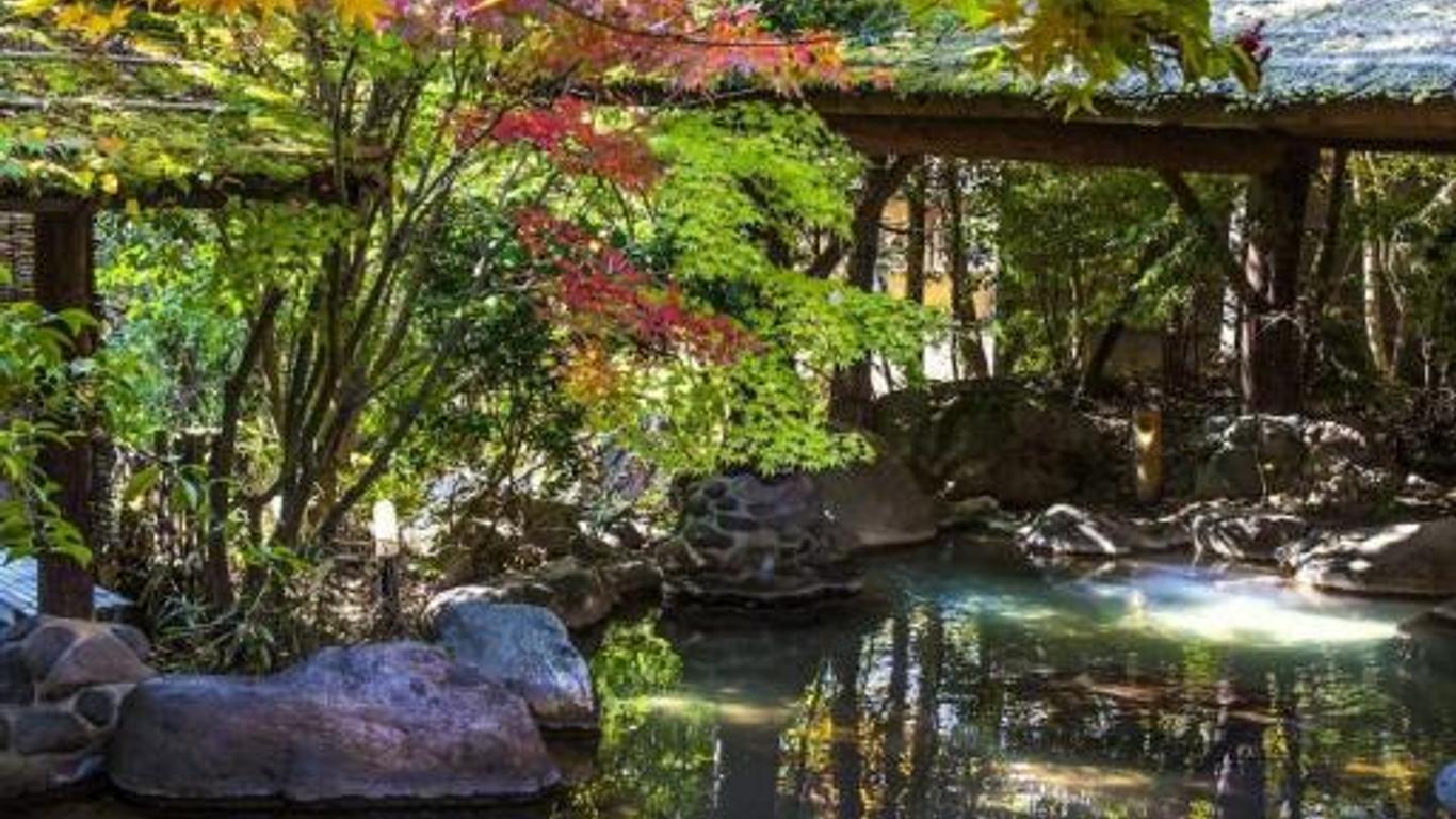 Satonoyu Waraku 13 years or older