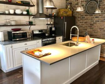 Stones Throw Retreat In Downtown Lewisburg - Lewisburg - Kuchyň