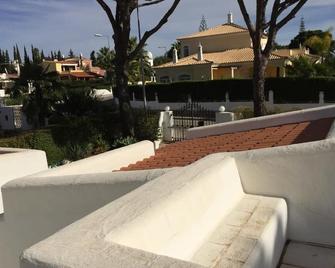 Vilamoura Villa Alegria - 維拉摩拉 - 陽台