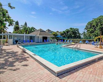 13 Sunset Captiva 2 Bedroom / 2 Bath House / Loft - Captiva - Pool