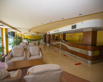 Ustra Hotel - Kardzjali - Lobby