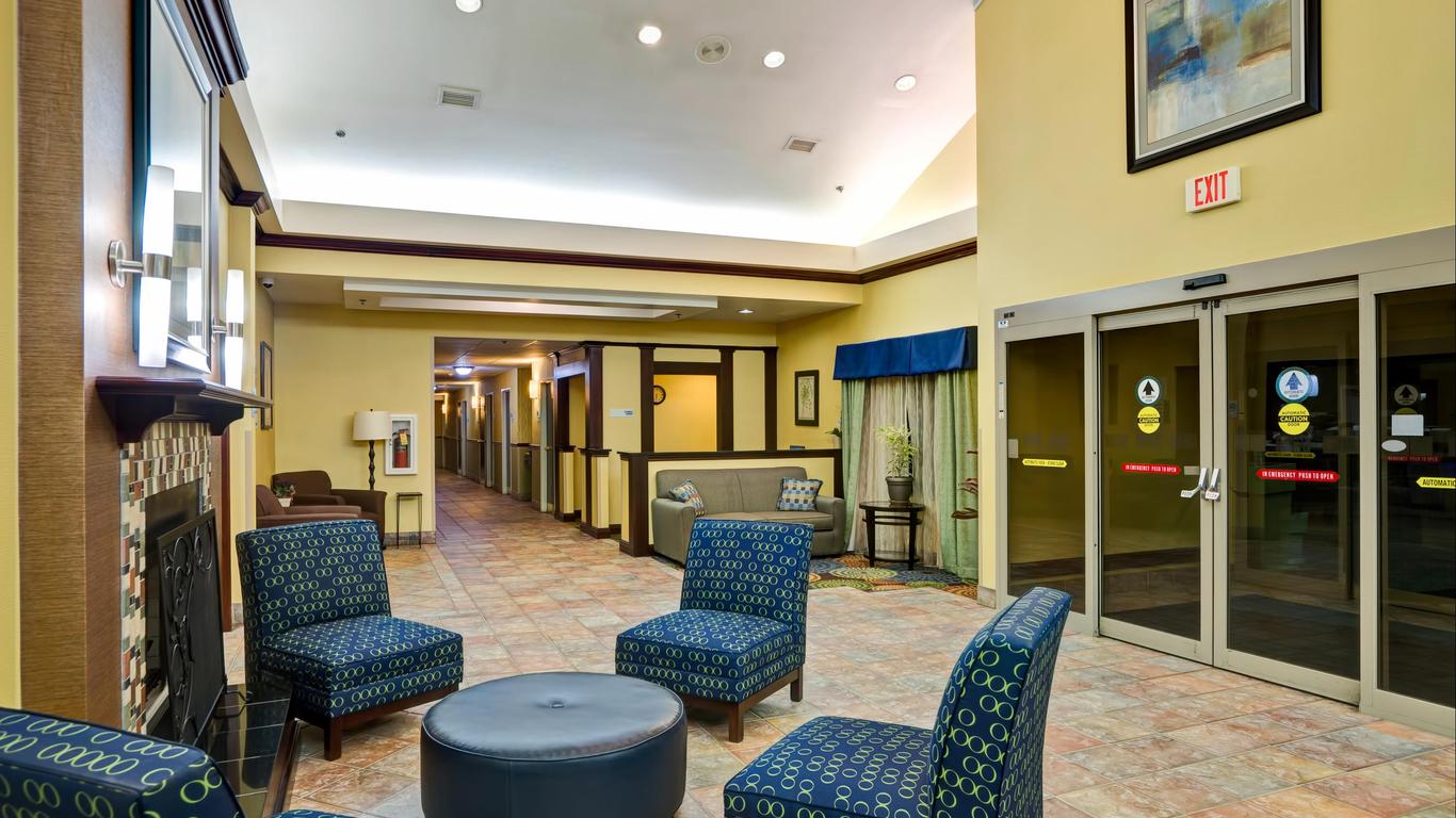 Holiday Inn Express & Suites Christiansburg