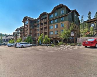 Ski-InandSki-Out Whitefish Escape with Balcony! - Whitefish - Building