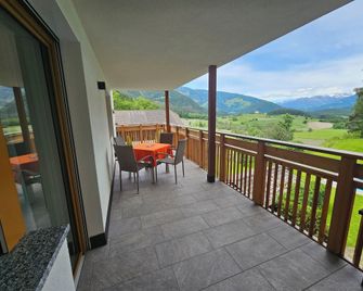 Hotel Pichlerhof - San Lorenzo di Sebato/St. Lorenzen - Balcony