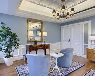 The Executive Suites and Events - Ephrata - Obývací pokoj