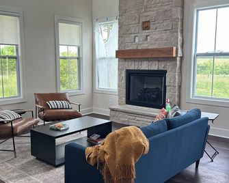 Big Luxury Farmhouse - Shelbyville - Wohnzimmer