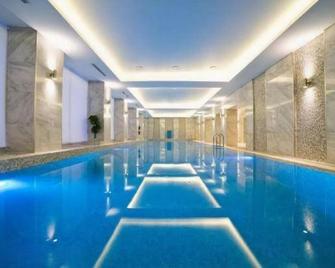 Art Hotel - Kirov - Pool