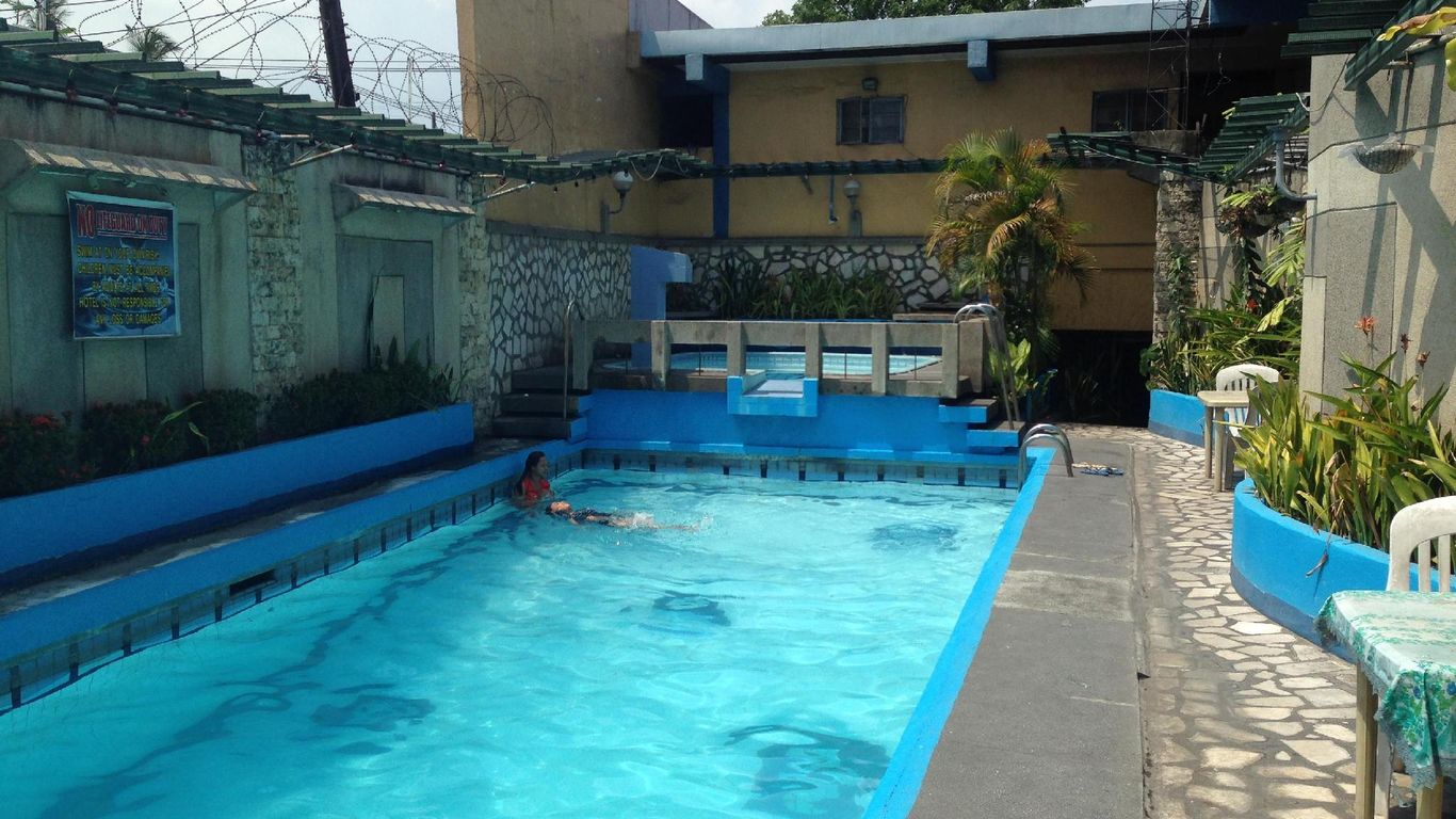 Horizon Frontier Hotel