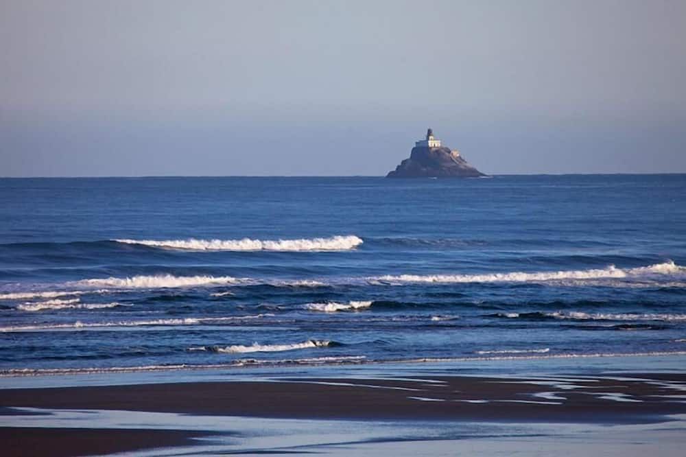 Lighthouse Inn - קנון ביץ' - חוף