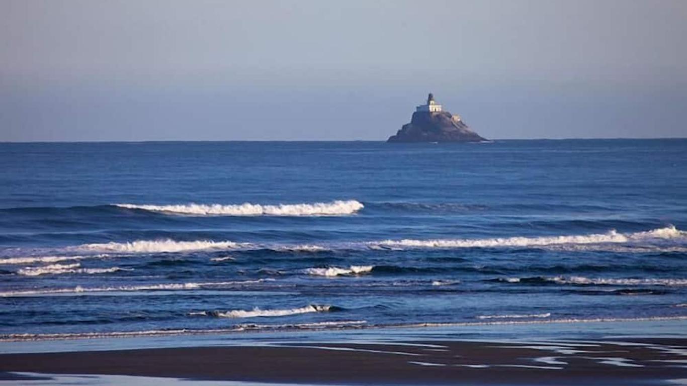 Lighthouse Inn
