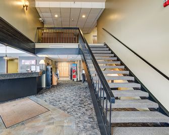 Western Inn - Council Bluffs - Resepsjon