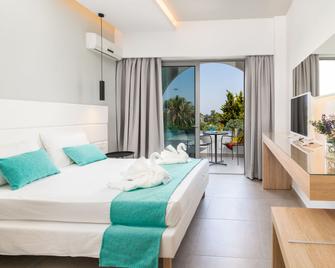 Happy Days Hotel, Adults Only - Theologos