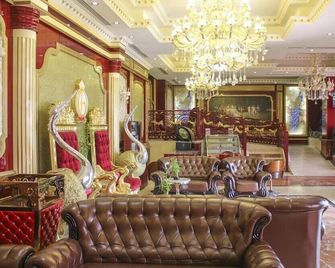 Clifton International Hotel OYO 137 - Fujairah - Salónek