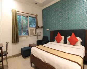Hotel Monarch Inn Lucknow - Lucknow - Makuuhuone
